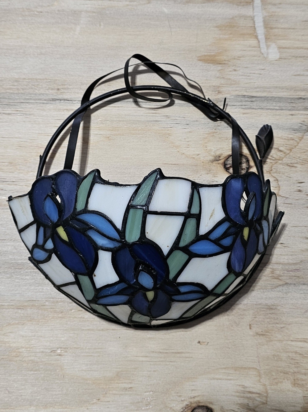 Partylite Tranquil Iris Sconce Candle Holder Tiffany Style Stained Glass Beauty